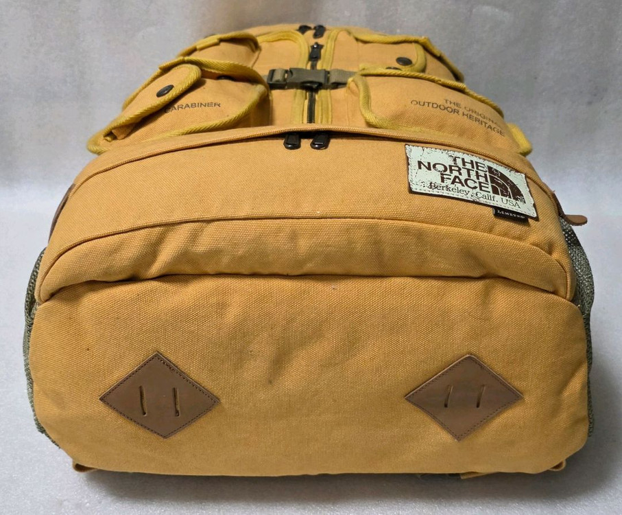 노스페이스 NORTH FACE 헤리티지 스퀘어 백팩 한정판 빈티지 가방 이미지