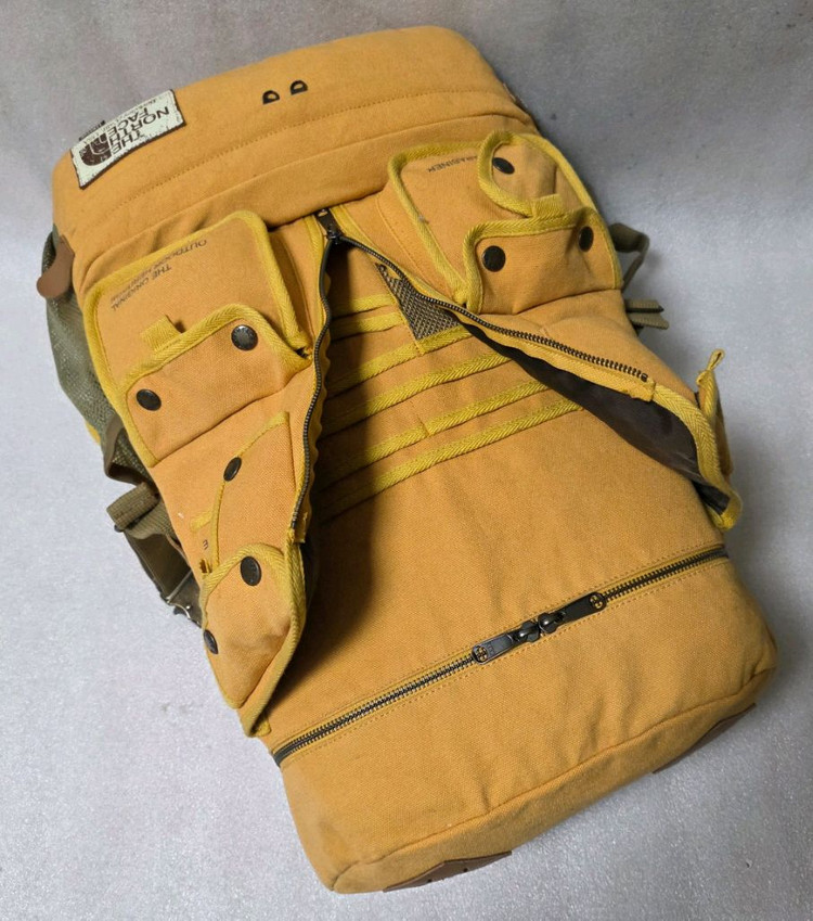 노스페이스 NORTH FACE 헤리티지 스퀘어 백팩 한정판 빈티지 가방 이미지