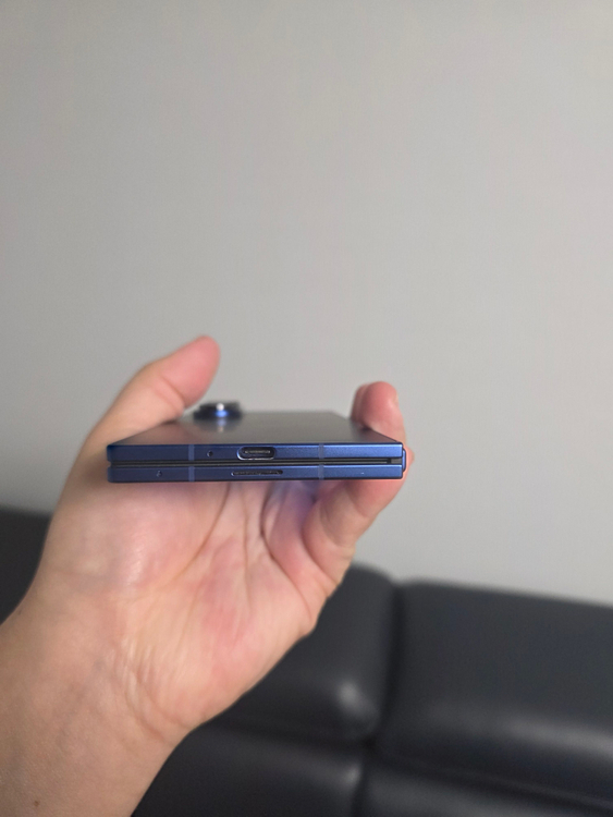 갤럭시 Z폴드7 블루 256기가 SS급 팔아요~ 이미지