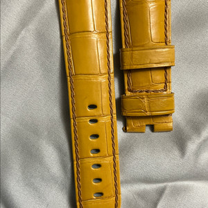 파네라이 24mm 스트랩 (마론스튜디오 머스타드 엘리게이터) 이미지