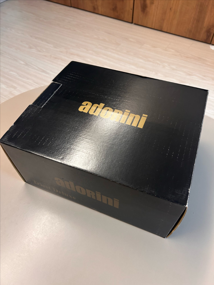 아도리니 트라이스트 디럭스 휴미더 시가 보관 케이스 이미지