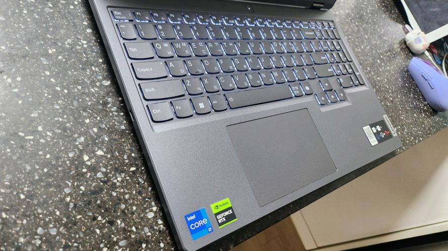 레노버 고성능 신형 리전5i/i7,램24G,RTX4060 이미지