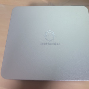 Genmachine 라이젠7 4700U 16기가 미니pc 팝니다. 이미지