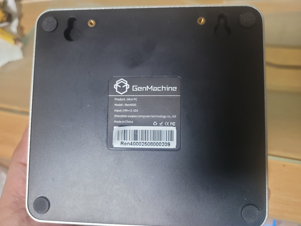 Genmachine 라이젠7 4700U 16기가 미니pc 팝니다. 이미지