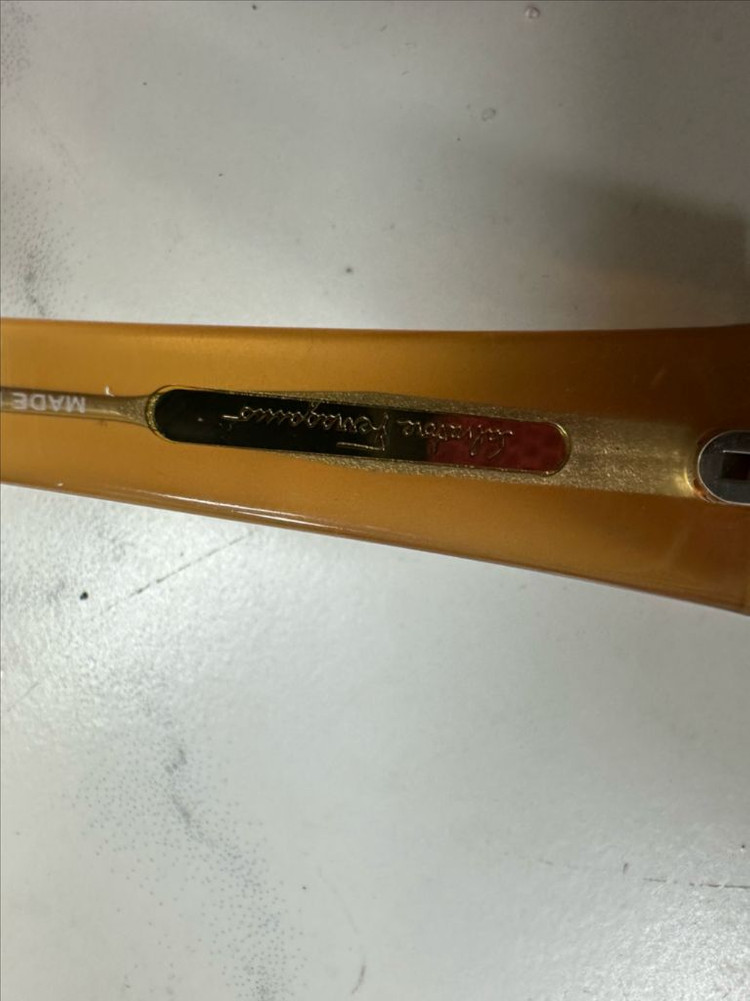 살바토레 페라가모 정품 간치니 블랙 선글라스 SF738SA팝니다 [정품/NM급] 살바토레 페라가모Ferraga 이미지