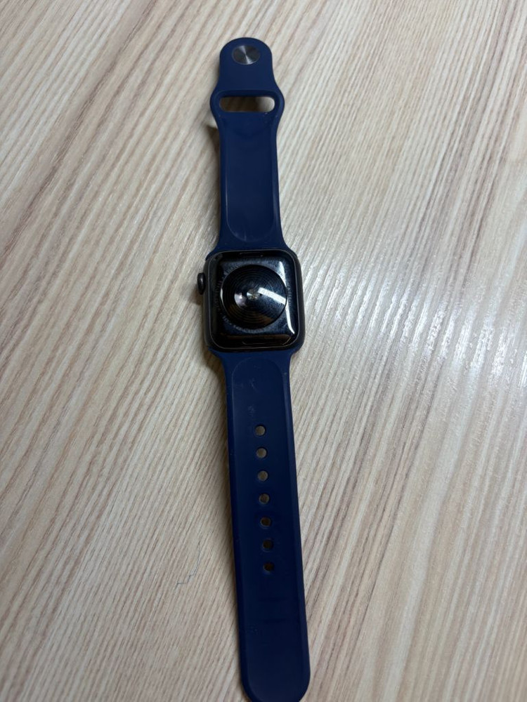 급처애플워치 se2 40mm 85% 셀룰러 스트랩드립니다 급처 이미지