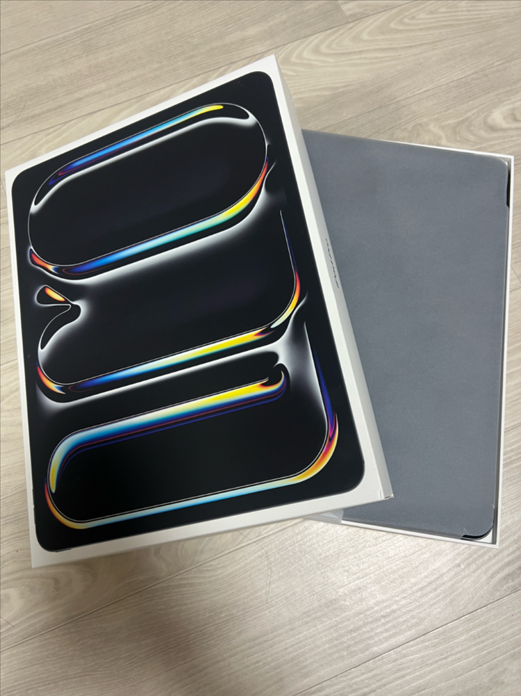 아이패드 프로 13 M4 1TB 셀룰러 나노텍스처 풀박스 이미지