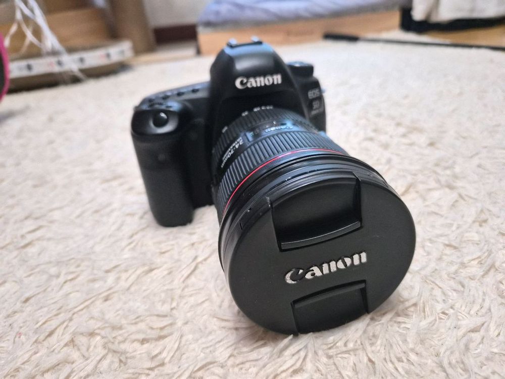 캐논 EOS 5D Mark IV + EF 24-70mm 렌즈(직거래.사기꾼접근금지) 이미지
