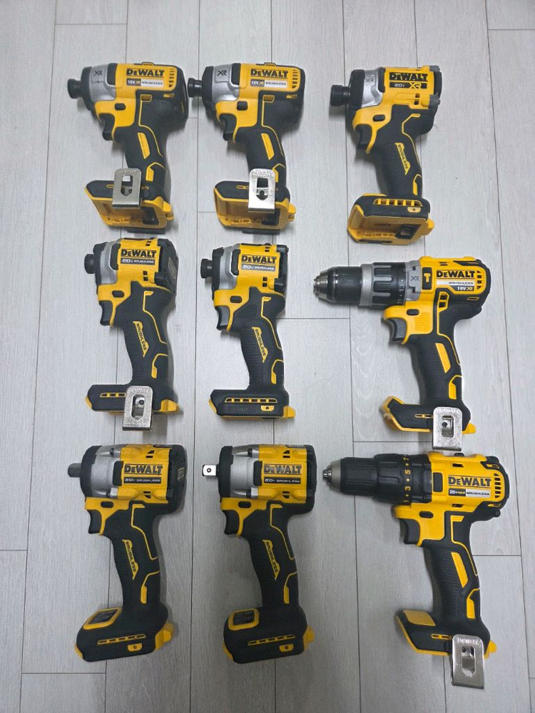 정품 디월트 임팩드릴 임팩랜치 해머드릴 그라인더 직쏘 컷쏘 멀티커터 스킬 월커터 실타카 플랜지쏘 루터 대패 스피커 이미지
