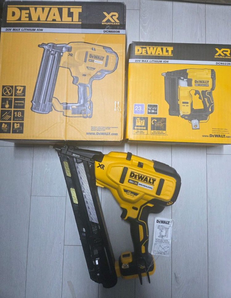 정품 디월트 임팩드릴 임팩랜치 해머드릴 그라인더 직쏘 컷쏘 멀티커터 스킬 월커터 실타카 플랜지쏘 루터 대패 스피커 이미지