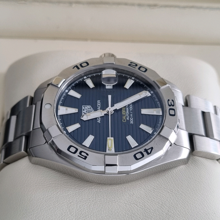 태그호이어 아쿠아레이서 300 오토 청판 41mm WBD2112(2018.12) 이미지