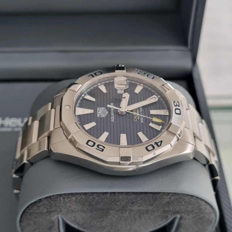 태그호이어 아쿠아레이서 300 오토 청판 41mm WBD2112(오버홀 완료) 이미지