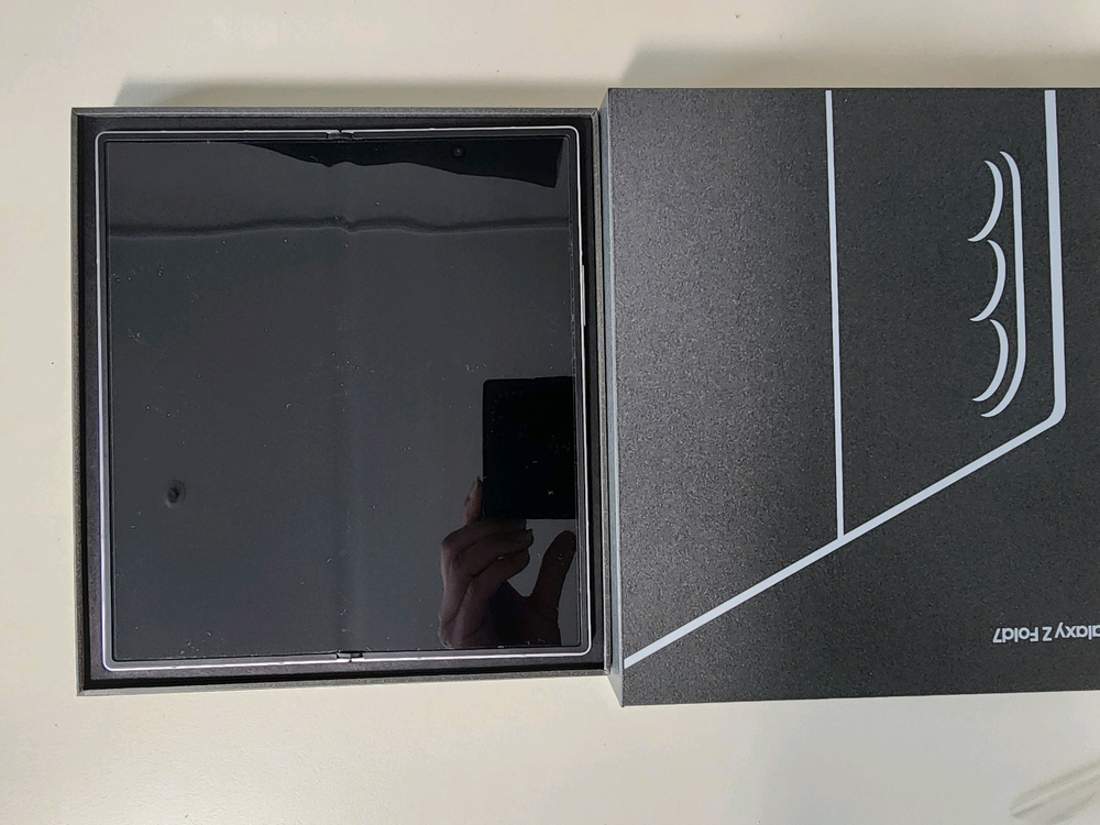 갤럭시 z7 폴드 256 이미지