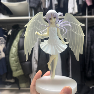 카나데 미소녀 피규어 팔아요 고전 택배비 포함 박스x 가격 안내려요 이미지