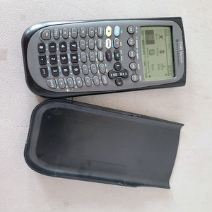 텍사스 인스트루먼트 TI-89 Titanium 공학용 계산기 이미지