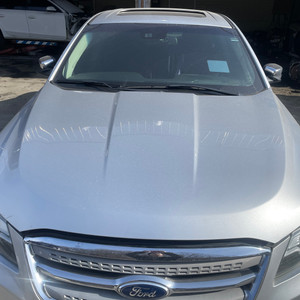 포드 토러스 6세대 / 실내 or 전장 및 외장 부품 판매합니다 이미지