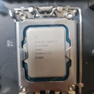 i7 13700kf z690보드 이미지