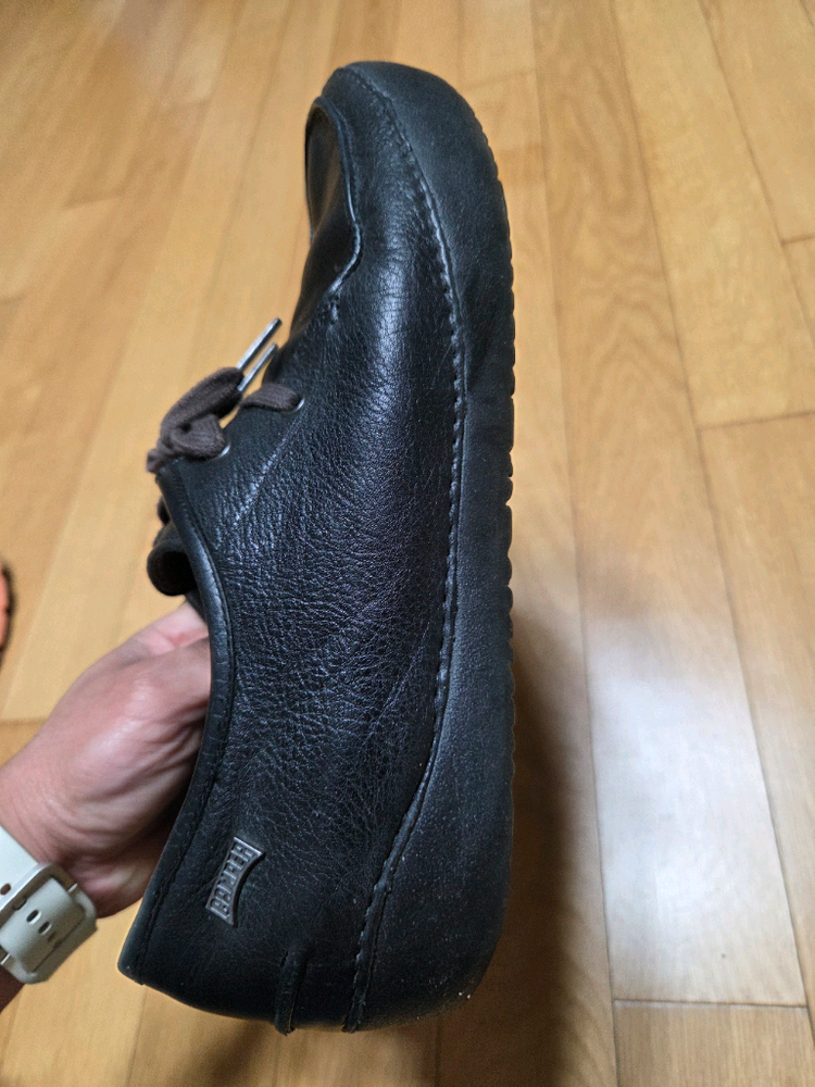 캠퍼 남성 캐주얼화 블랙 42사이즈 270mm 이미지