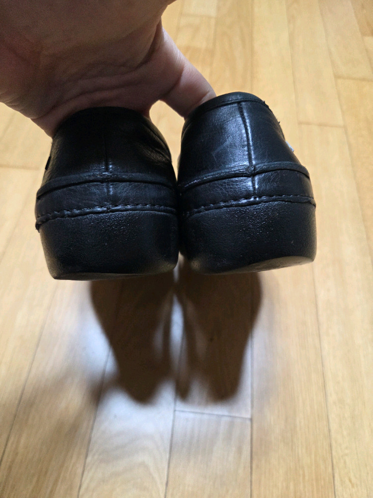 캠퍼 남성 캐주얼화 블랙 42사이즈 270mm 이미지