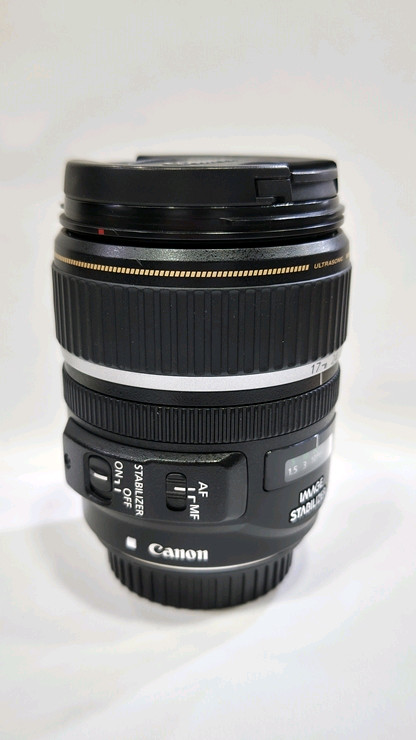 캐논 EF-S 17-85mm F4-5.6 IS USM 렌즈 이미지