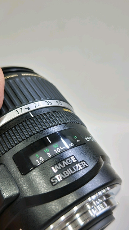 캐논 EF-S 17-85mm F4-5.6 IS USM 렌즈 이미지