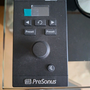 PreSonus 레벨레이터 io44 오디오 인터페이스 오인페 이미지
