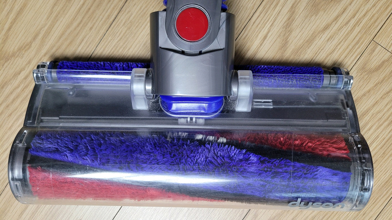 깨끗하게 세척한 다이슨 V6 무선 청소기(13분 연속동작) 이미지