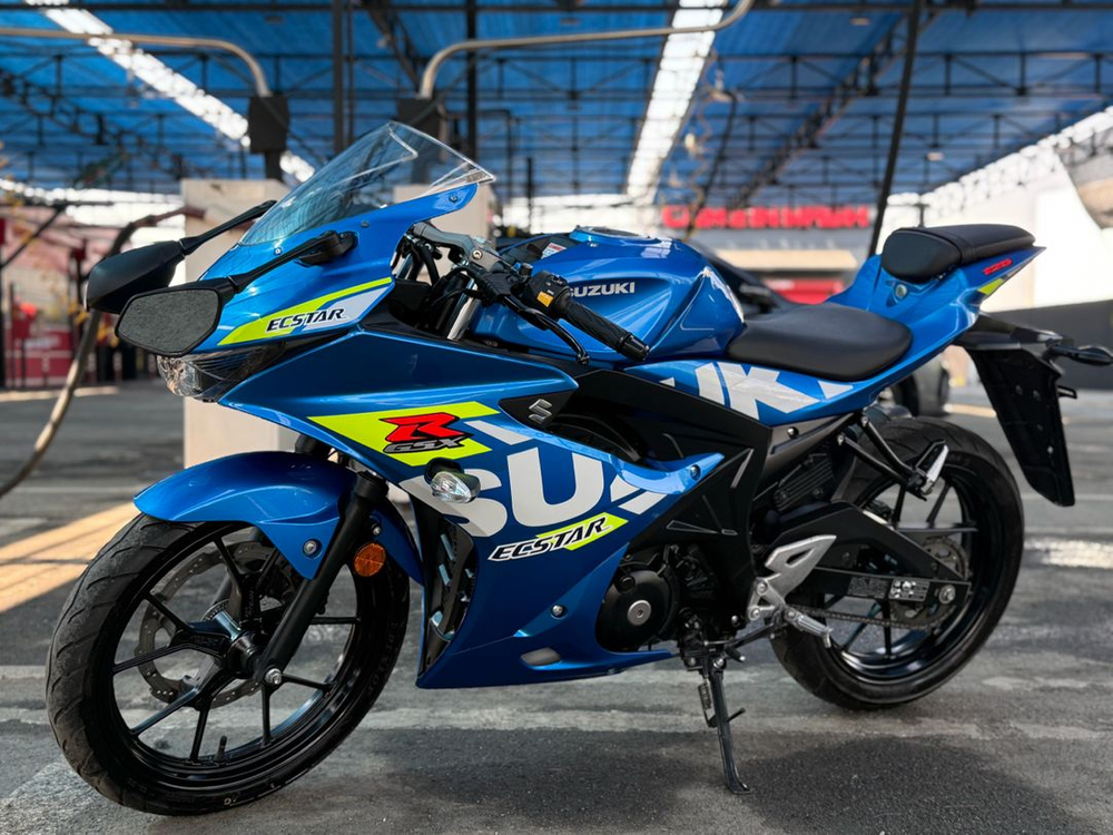 스즈키 gsxr125 23년식 짧은 키로수 싸게 팝니다 이미지