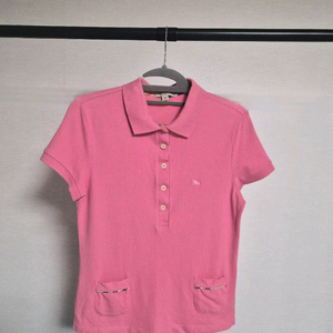 버버리 카라티셔츠 여성 이미지