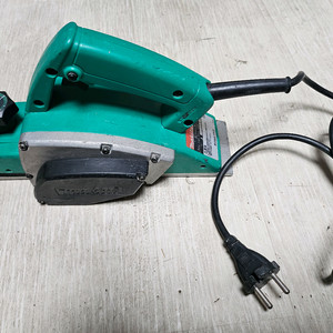 마끼다 전기대패 M193 모델 이미지