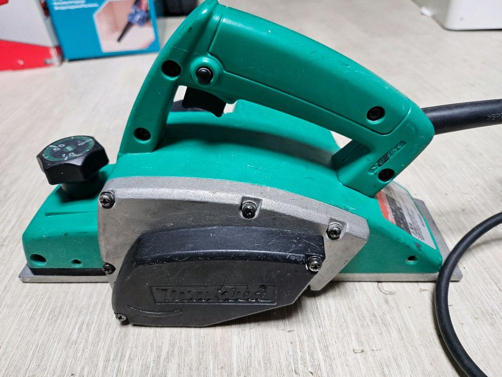 마끼다 전기대패 M193 모델 이미지