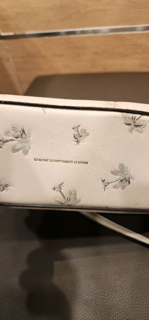 COACH 디즈니 콜라보 사첼백 이미지