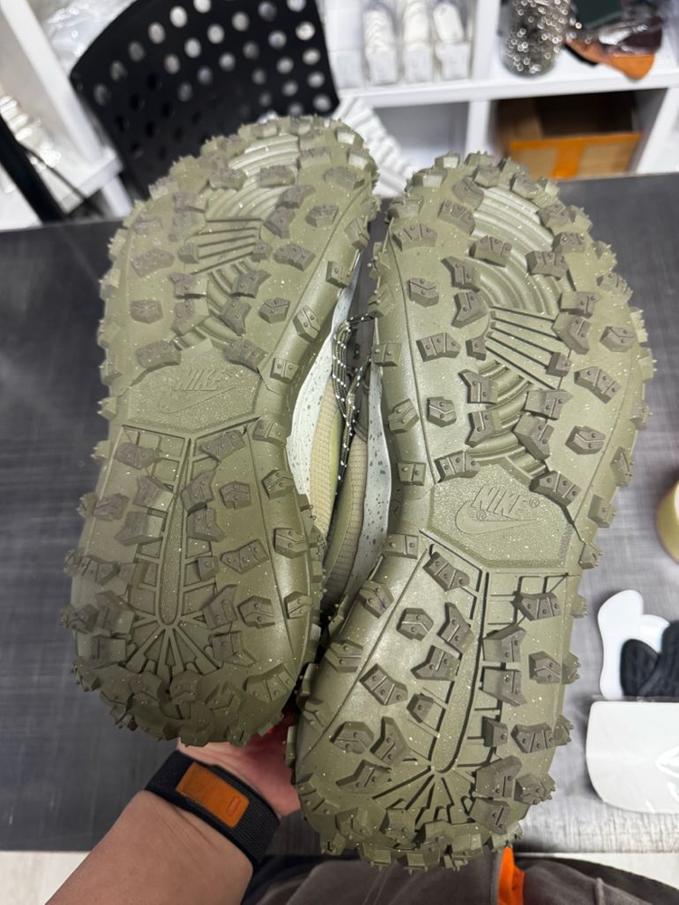 270mm 나이키 에어조던1 엘리먼트 로우 A/T 고어텍스 올리브 FV4227-201 이미지