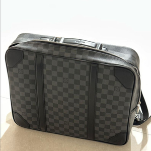 루이비통 다미에 그라피트 서류가방 이미지