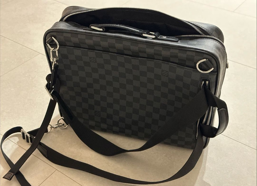 루이비통 다미에 그라피트 서류가방 이미지