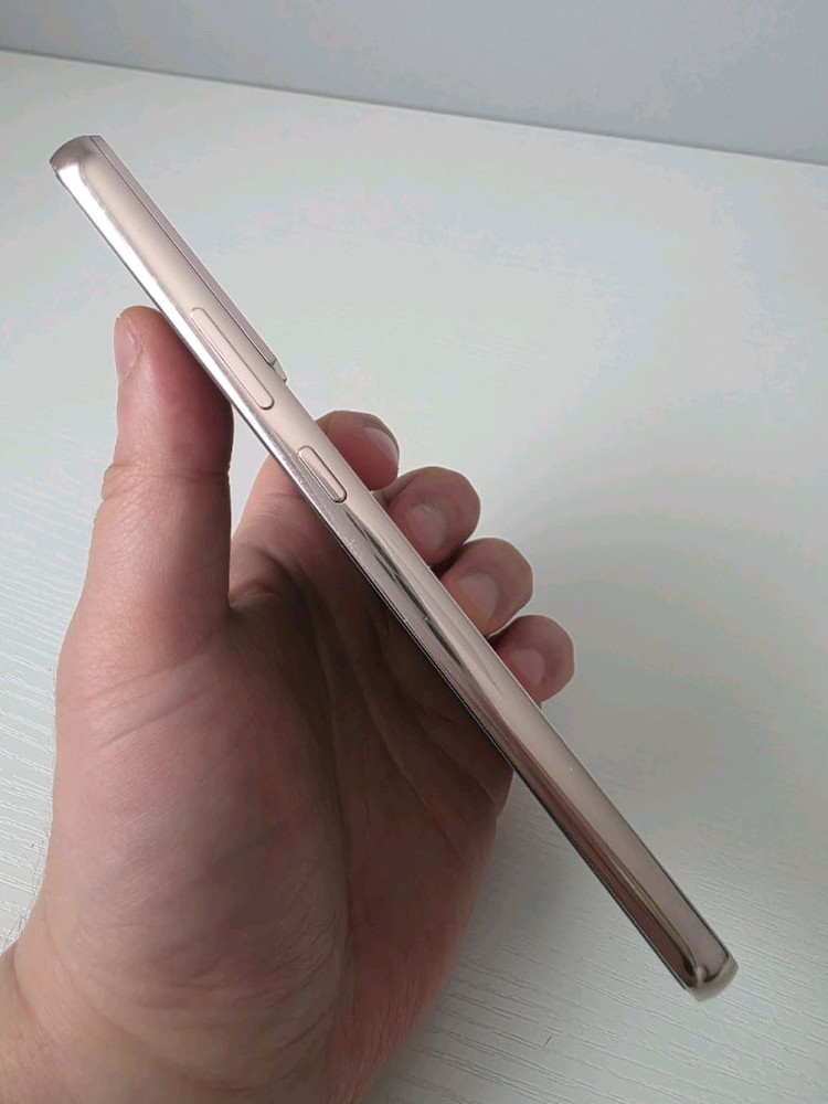 갤럭시S22플러스 256G 무잔상 자급제 중고폰 이미지
