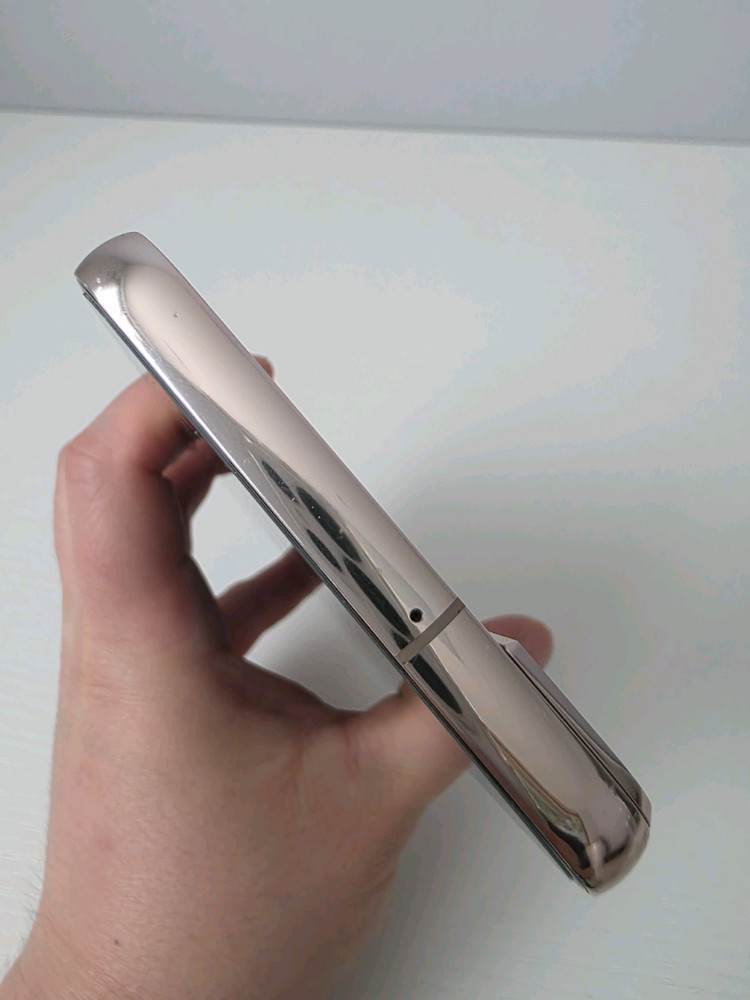 갤럭시S22플러스 256G 무잔상 자급제 중고폰 이미지