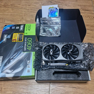 조텍 RTX 4060 그래픽카드 이미지