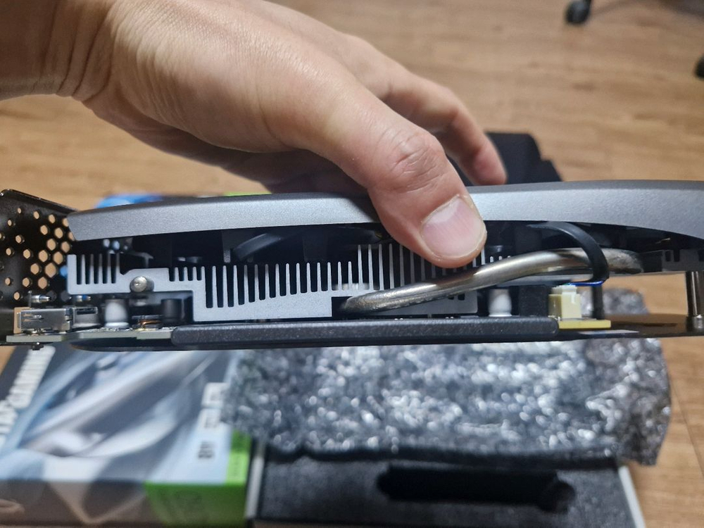 조텍 RTX 4060 그래픽카드 이미지