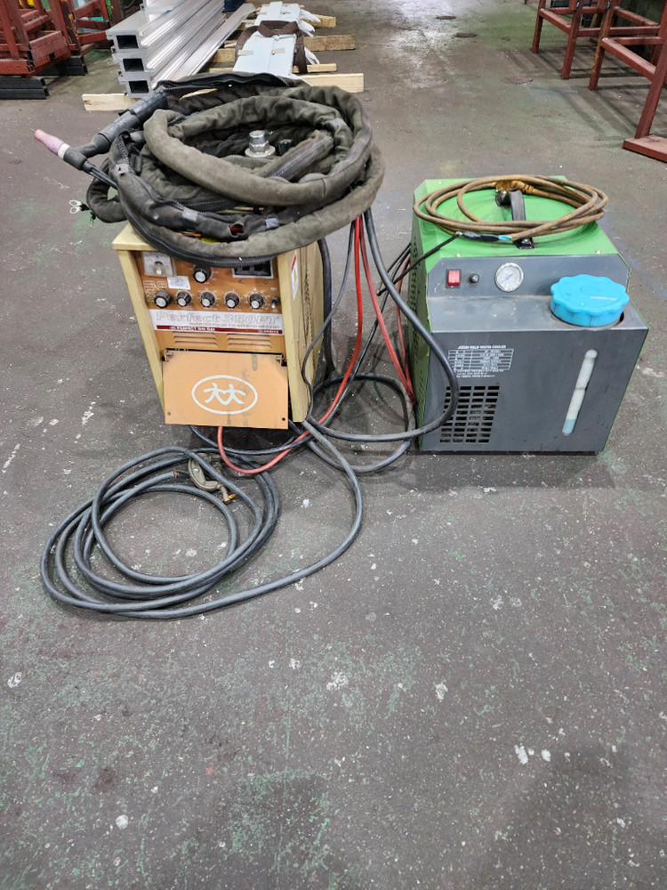 DC 알곤용접기 퍼펙트대대 수냉식 이미지