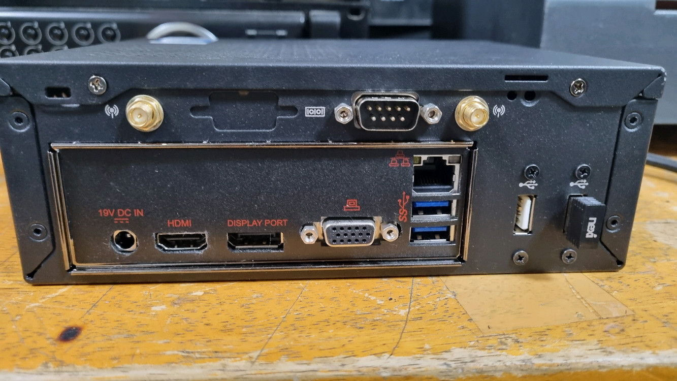 MSI Cubi 3 Plus 7세대 미니PC 이미지