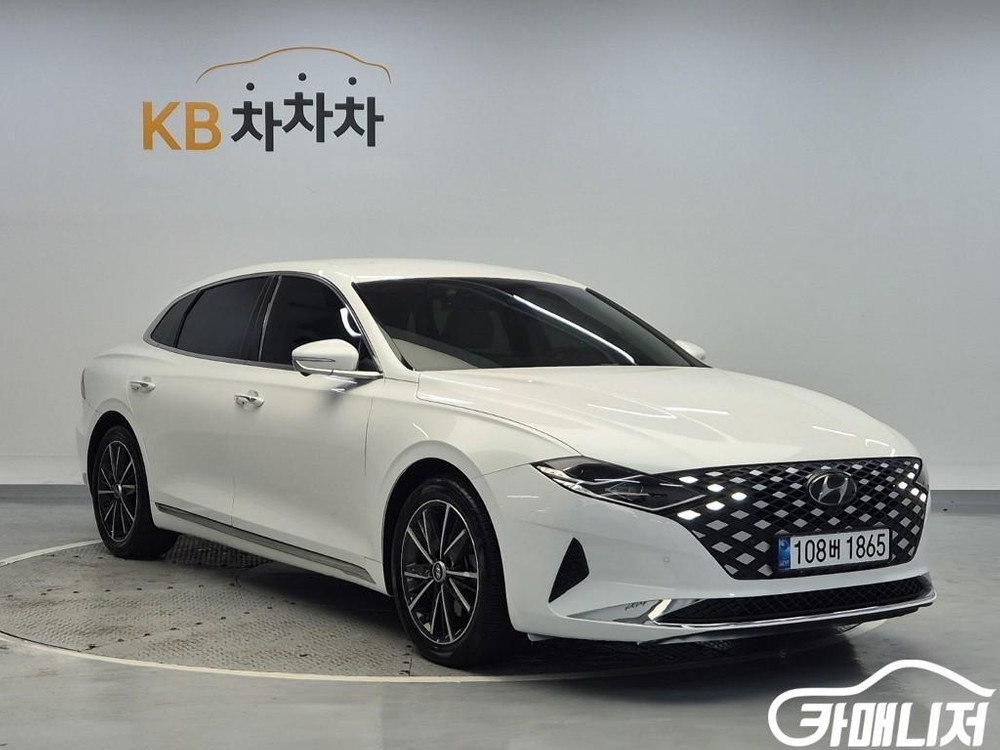 [현대]더 뉴 그랜저 IG 2.5 르블랑 (5인승) 이미지