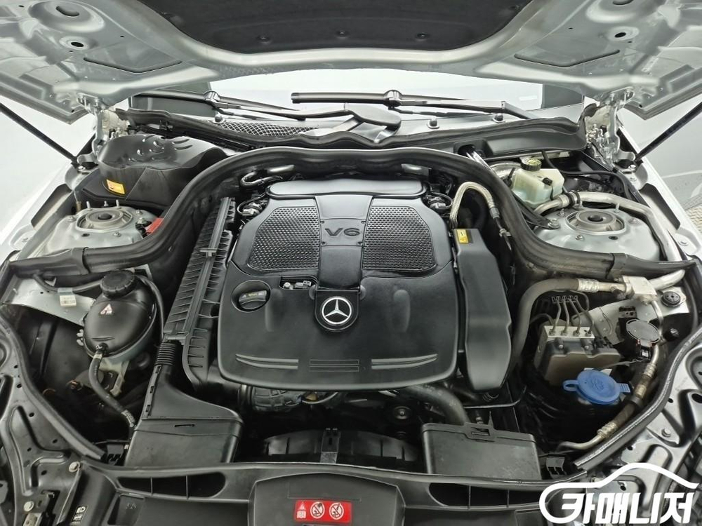[벤츠]E-클래스 W212 E300 아방가르드 (5인승) 이미지