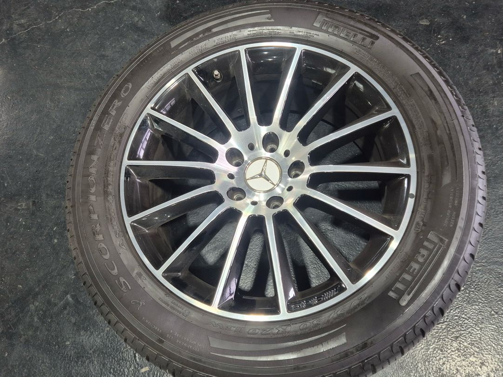 g400d 지바겐 20인치 마차휠타이어 이미지