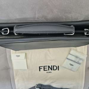 팬디fendi 피카부 브리프케이스(서류가방) 7va406(직거래만) 이미지