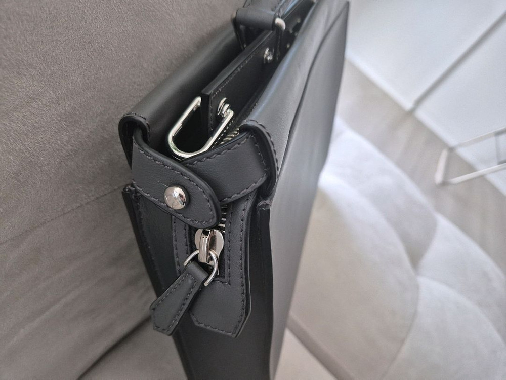 팬디fendi 피카부 브리프케이스(서류가방) 7va406(직거래만) 이미지