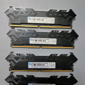 DDR4 16GB 메모리 4개 2개 씩 2세트 이미지