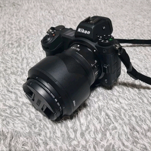 니콘 z6ii 미러리스 카메라 24-70세트,50mm단렌즈 판매합니다