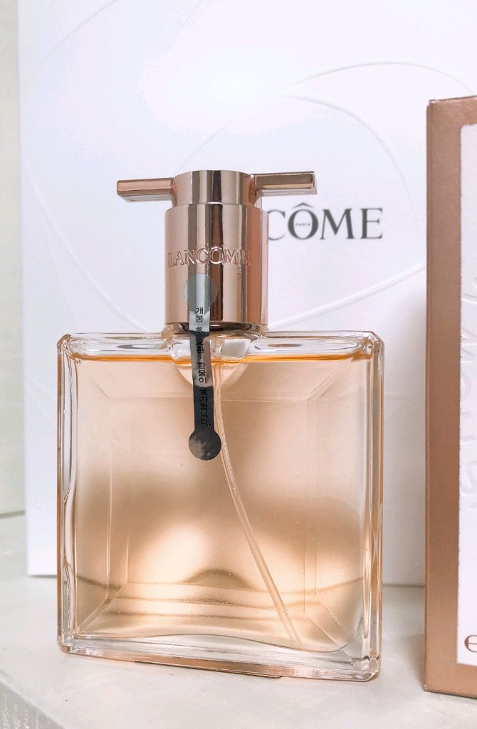 [백화점 새상품] 랑콤 이돌 오 드 뚜왈렛 향수 25ml 오드뚜왈렛 오드 뚜왈렛 이미지