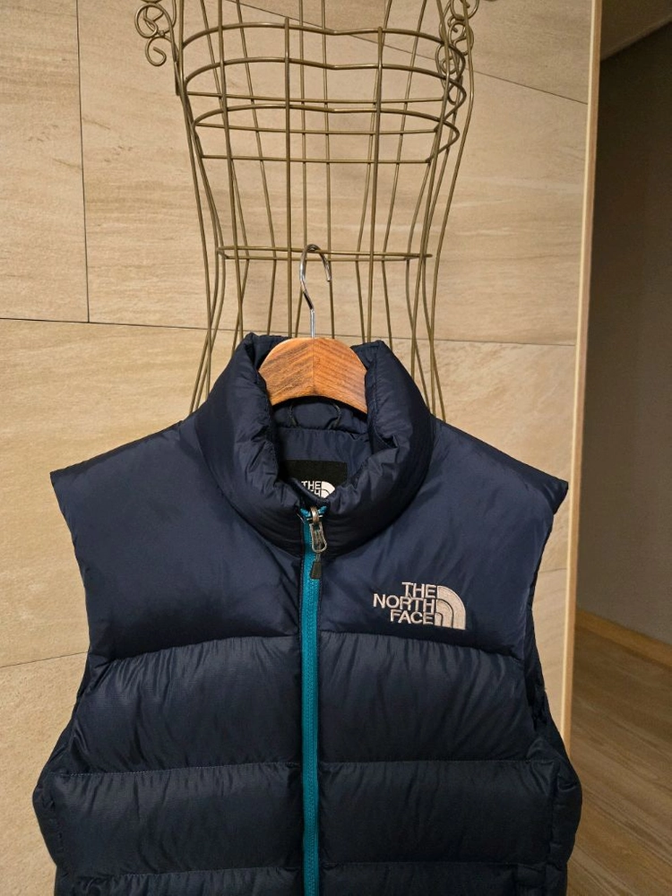 [55] 노스페이스 여성 눕시 구스 패딩 700 이미지